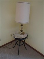 table lamp & lamp table