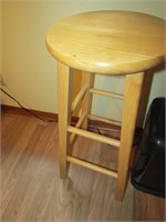 stool,wall hangings 7 items