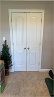 DOUBLE CLOSET DOORS WITH FRAME