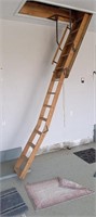 DROP DOWN ATTIC LADDER