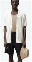 Zara Sz L Mens Shirt made of cotton knit fabric.