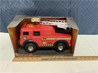 Mad Machines Ruch & Rescue Fire Truck Toy