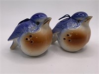 MAJOLICA BLUEBIRDS