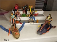 22 - Waterworld figures complete