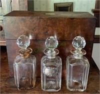 Antique liquor decanter English Tantalus box,