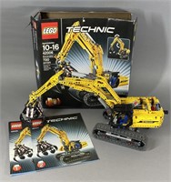 LEGO TECHNIC #42006 EXCAVATOR