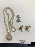 Necklace, 2 sets of earrings