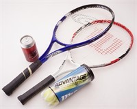 2 raquettes de tennis dont 1 Wilson avec balles