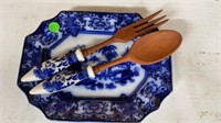 Shapoo Flo Blue Plate & Blue Willow Salad Utensils