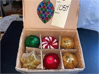 GORGEOUS SEQUINED CHRISTMAS ORNAMENTS/BOXES