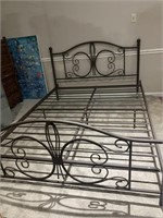 QUEEN SIZE METAL BED WITH SIDE RAILS AND MATTRESS