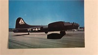 Boeing B-17G Flying Fortress Postcard