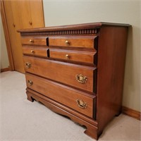 Vintage Maple 3 Drawer Chest