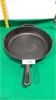 12 inch Cast Iron Lodge Frying Pan
