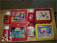Vintage lunchboxes w. Thermos MASK+