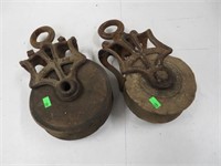 2 wooden pulleys, up to 6"