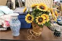 Beautiful Vase & Sunflower Attachment