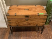 ANTIQUE WOOD & BRASS INLAY FITTING TRUNK / CHEST