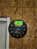 CRAFTSMAN BATTERY OPERATED SAW BLADE WALL CLOCK