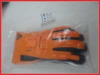 New - Activ/Armr Gloves - size 9 medium