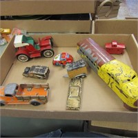 Tin & diecast toy cars, Lionel train parts.