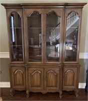 China Cabinet with 3 Drawers