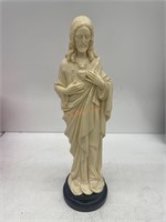 Sacred Heart of Jesus Statue