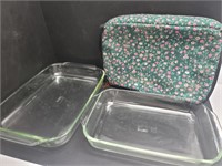 Pair of Pyrex Baking Dishes with Carrying Case