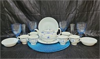 8pc Aynsley Delphine China +