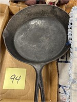 #8 CAST IRON PAN
