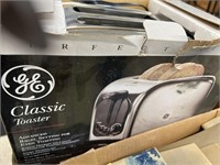 GE CLASSIC TOASTER