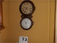 30" Figure 8 Double Dial Calendar Clock