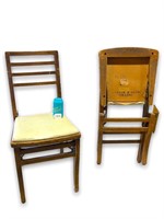 Lewis & Clark College Wooden Chair X2