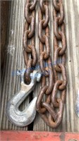 CHAIN WITH TWO HOOKS