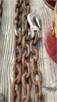 CHAIN WITH TWO HOOKS