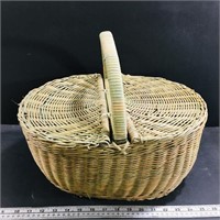 Antique Picnic Basket (14" x 14")