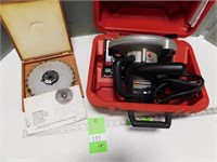 Circular saw with carrying case and dado blade