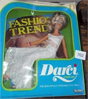 DARCI COVER GIRL DOLL BY KENNER