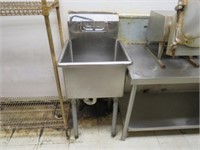 Stainless Steel Sink 21x21 1/2x36H