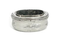 EARLY CONTINENTAL SILVER SNUFF BOX, 78g