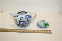 M.A. Hadley Tea Pot