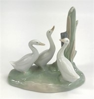Nao Llladro Porcelain Figurine