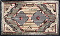 WONDERFUL ANTIQUE HAND HOOKED ACCENT RUG