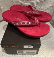 New- Vionic Flip Flops