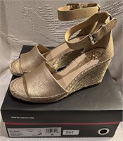 New- Vince Camuto Wedge Sandle