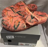 New- Vionic House Shoes