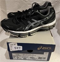 Gently Used Asics Tennis Shoes