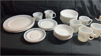 Set of corelle w/ corningware and Pyrex pieces