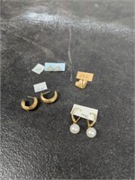 Collection of gold earrings 10-14k