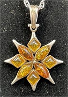 PRETTY STERLING SILVER AMBER PENDENT